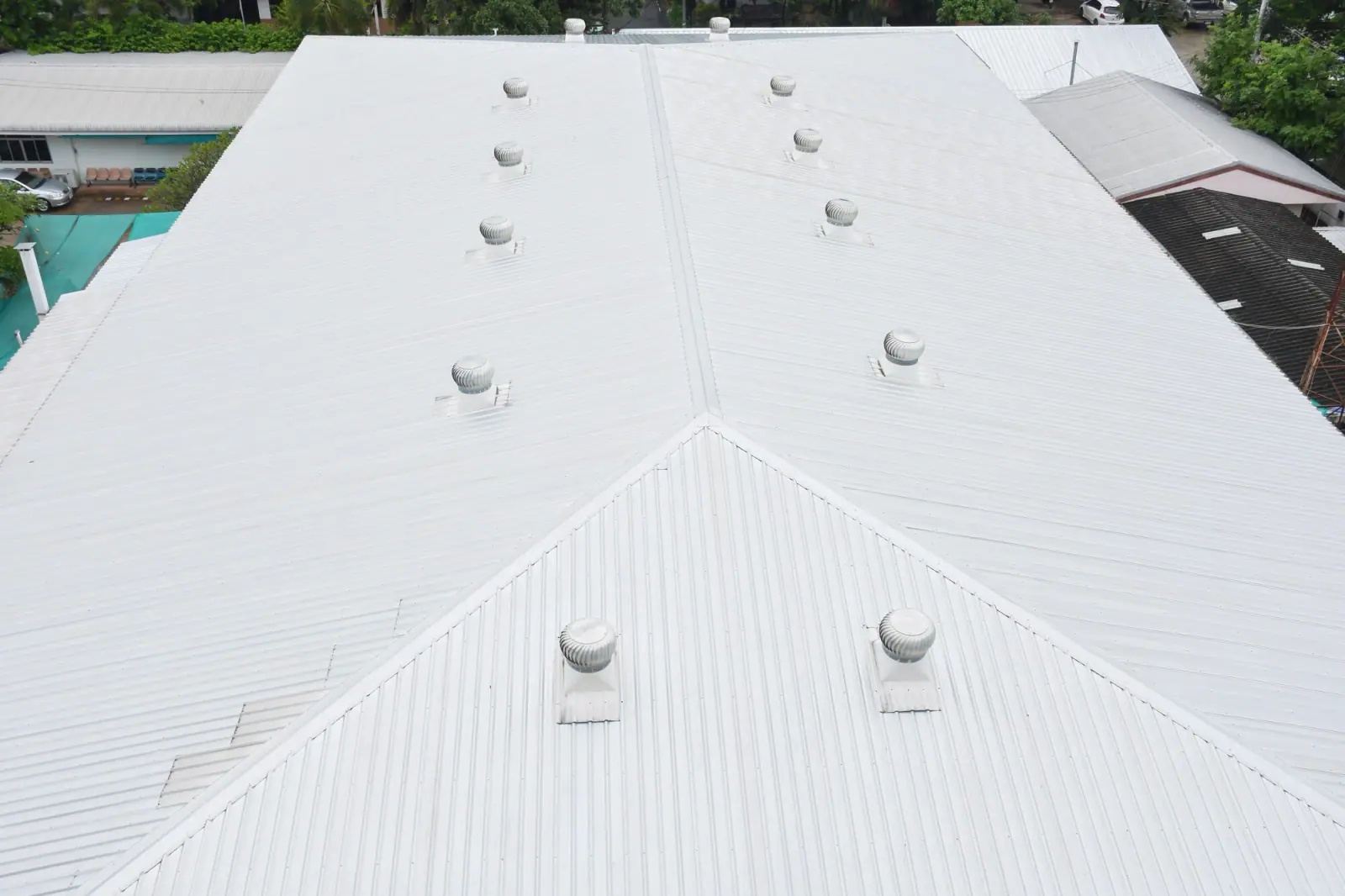 High-Wind Edge Metal Repair