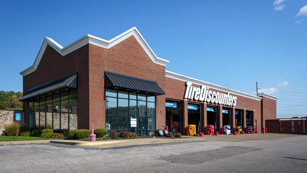 Auto Dealership Roofing